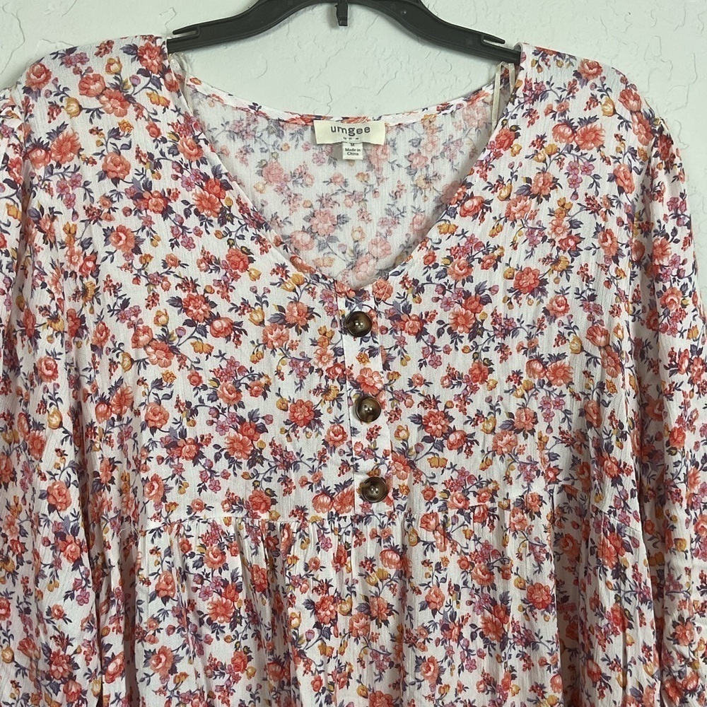 Umgee Ditzy Floral Babydoll Mini Dress Size Medium with Pockets - Picture 3 of 7